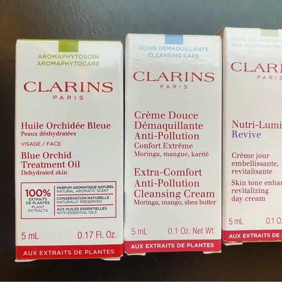 Clarins Luxe Skincare Bundle (Includes Eco-Conscious Pouch) - Picture 2 of 10